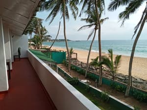 thumbnail: Beach/ocean view