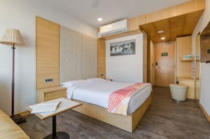 thumbnail: Room