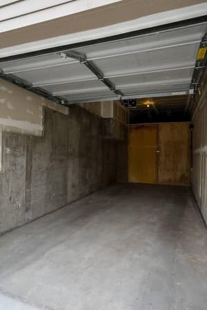 thumbnail: Parking