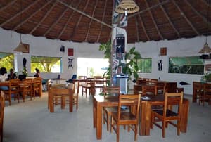 thumbnail: Snack bar