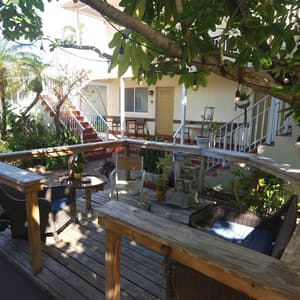 thumbnail: Exterior