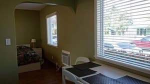 thumbnail: In-room dining