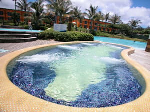thumbnail: Outdoor pool
