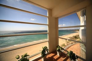 thumbnail: Interior entrance