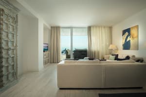 thumbnail: Living room