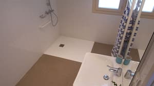 thumbnail: Bathroom shower