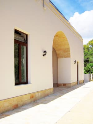 thumbnail: Property entrance