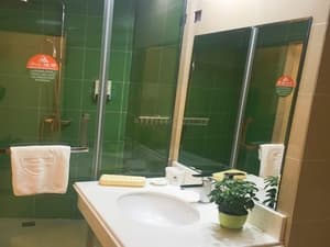 thumbnail: Bathroom