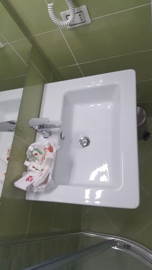 thumbnail: Bathroom sink