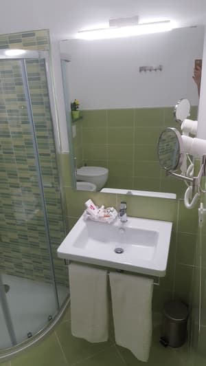 thumbnail: Bathroom