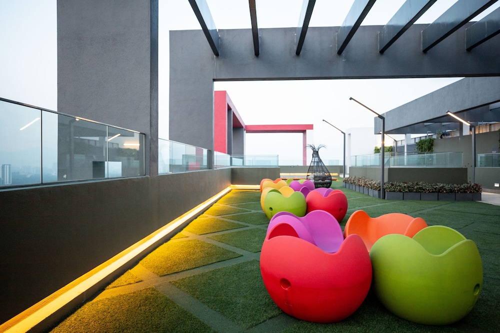 Sundeck
