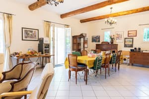 thumbnail: Interior