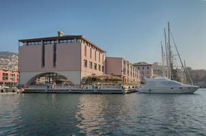 thumbnail: Exterior