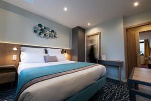 thumbnail: Room
