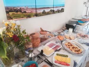 thumbnail: Breakfast buffet