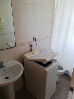 thumbnail: Bathroom amenities