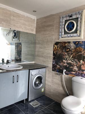 thumbnail: Bathroom