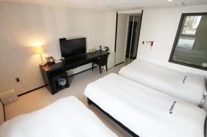 thumbnail: 200098cff401831d1242d8440a73b1c3.jpg