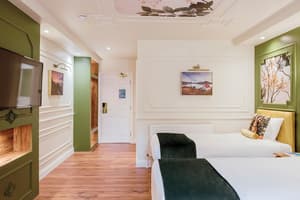 thumbnail: Room