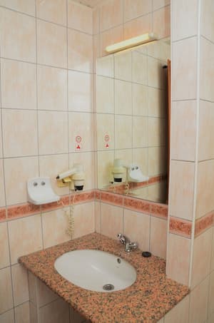 thumbnail: Bathroom