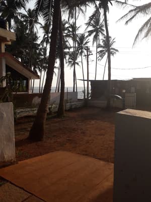 thumbnail: Front of property