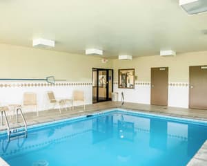 thumbnail: Pool