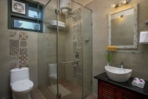 thumbnail: Bathroom