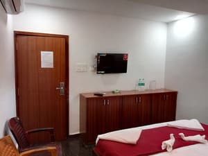 thumbnail: Room