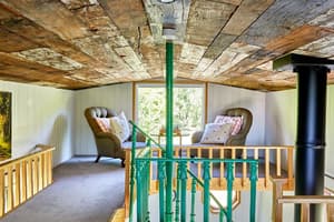 thumbnail: Living area