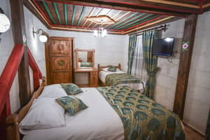 thumbnail: Room