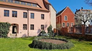 thumbnail: Garden