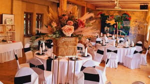 thumbnail: Banquet hall