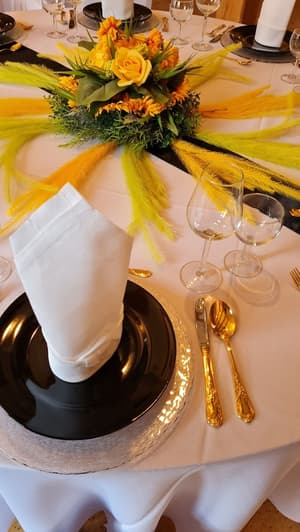 thumbnail: Banquet hall