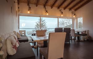 thumbnail: Dining