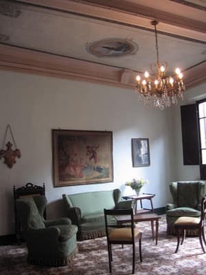 thumbnail: Living room