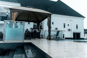 thumbnail: Poolside bar