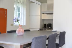 thumbnail: In-room dining