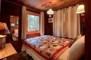 thumbnail: Interior