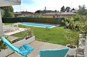 thumbnail: Pool