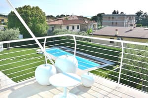 thumbnail: Terrace/patio
