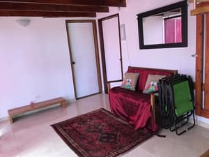 thumbnail: Interior entrance