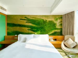 thumbnail: Room