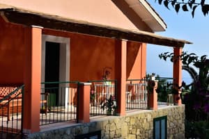thumbnail: Terrace/patio