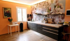 thumbnail: Breakfast area