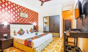 thumbnail: Room