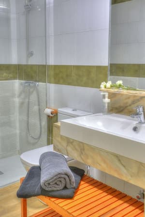 thumbnail: Bathroom