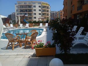 thumbnail: Outdoor pool