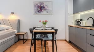 thumbnail: In-room dining