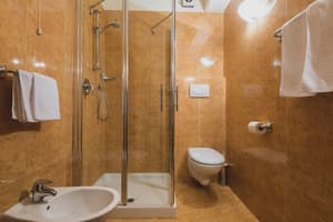 thumbnail: Bathroom shower