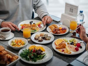 thumbnail: Breakfast area